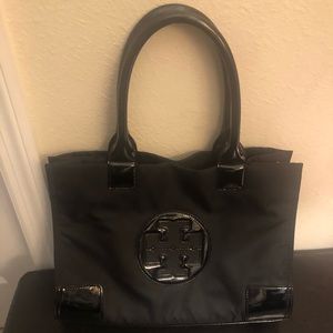 Tory Burch
Ella Mini Nylon Tote